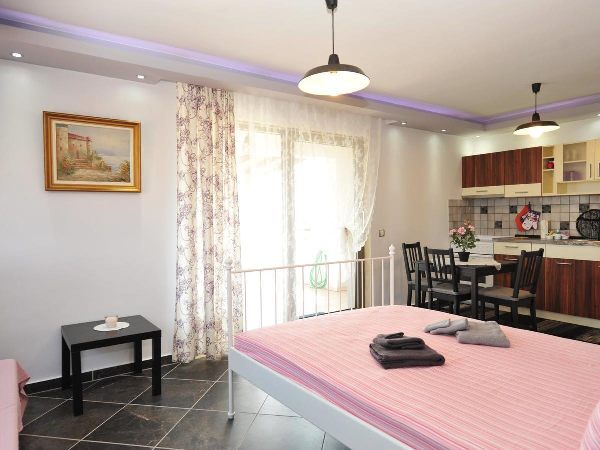 Alice Wonderland Home Nea Flogita Halkidiki ภายนอก รูปภาพ